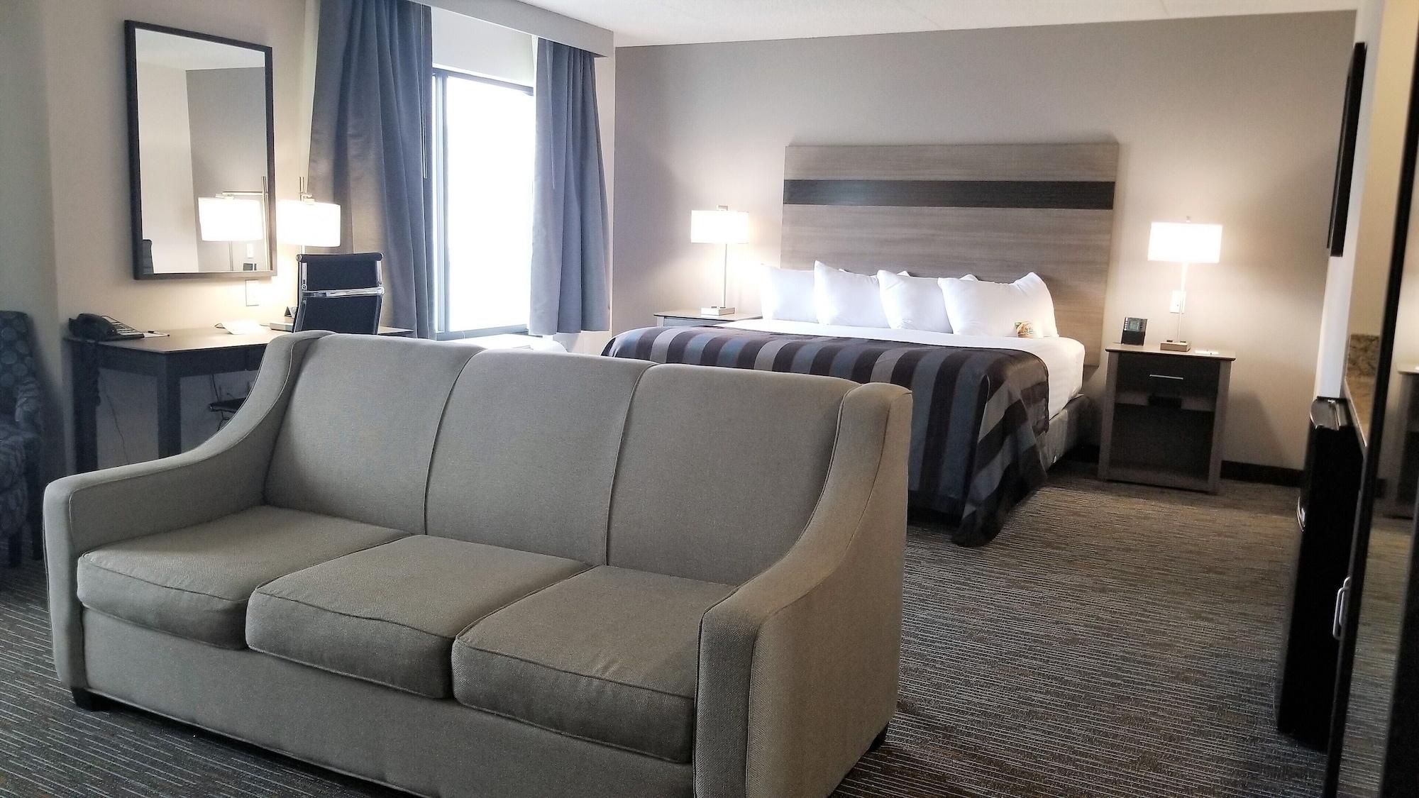 Wingate By Wyndham Hotel 3*