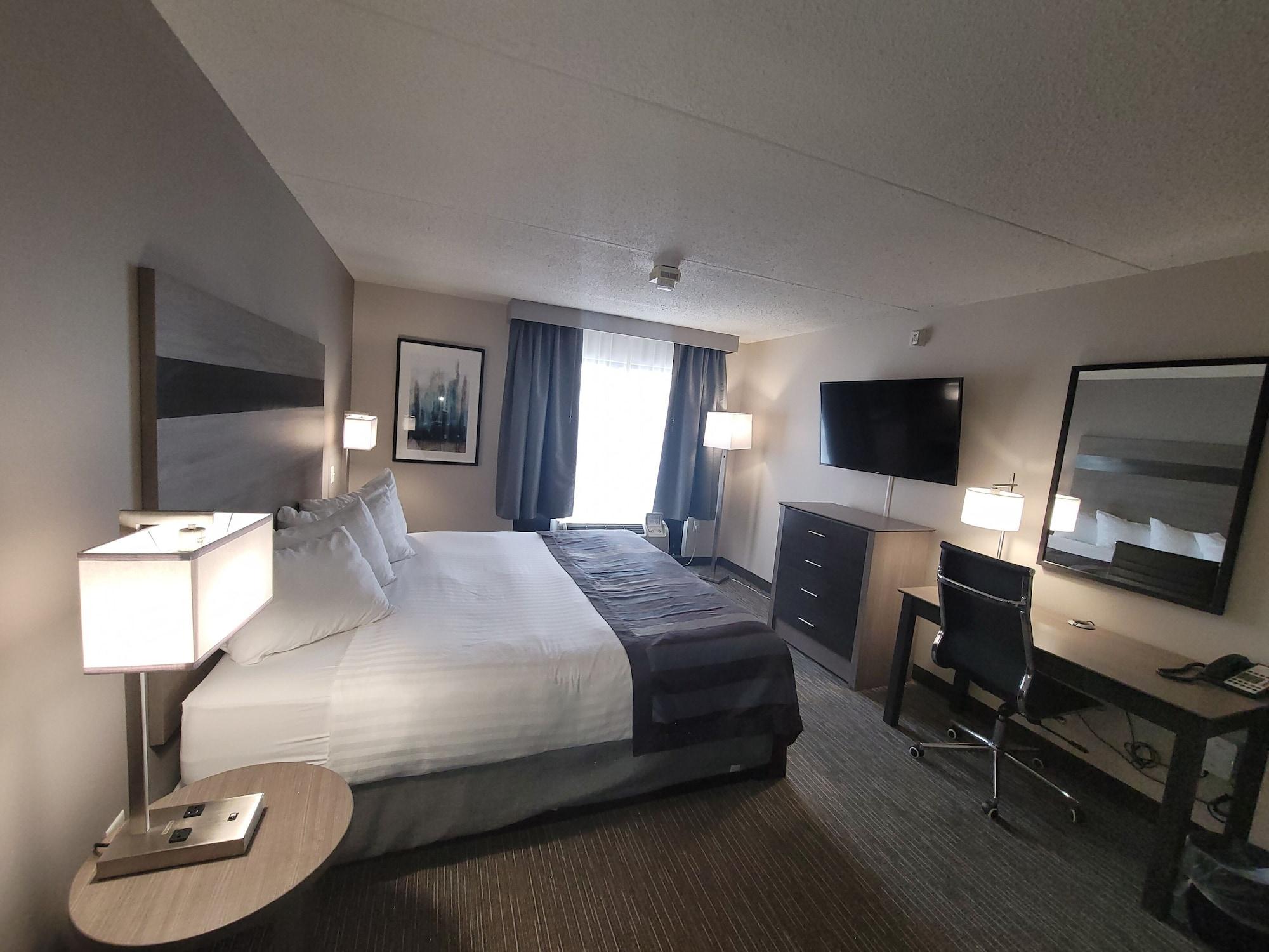 Wingate By Wyndham Hotel