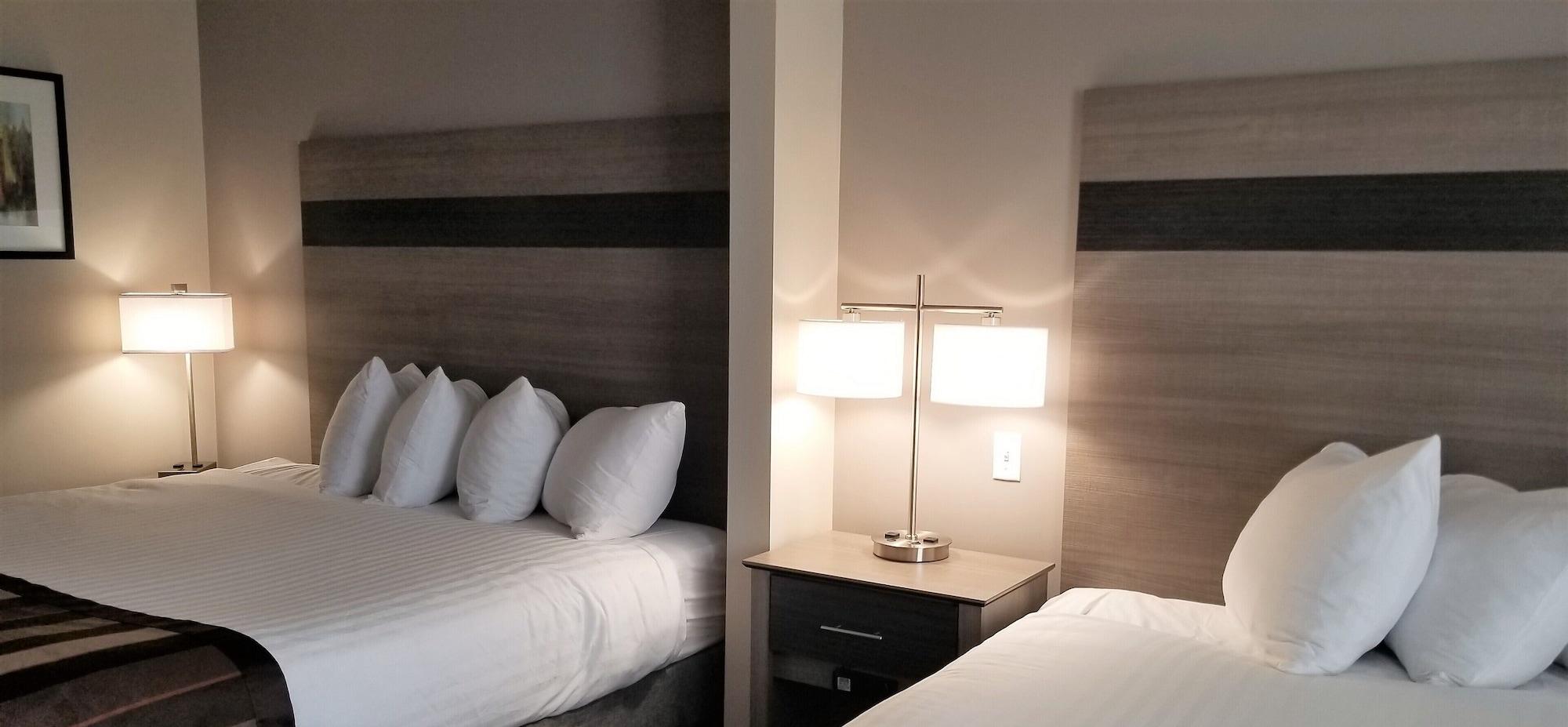 Wingate By Wyndham Hotel
