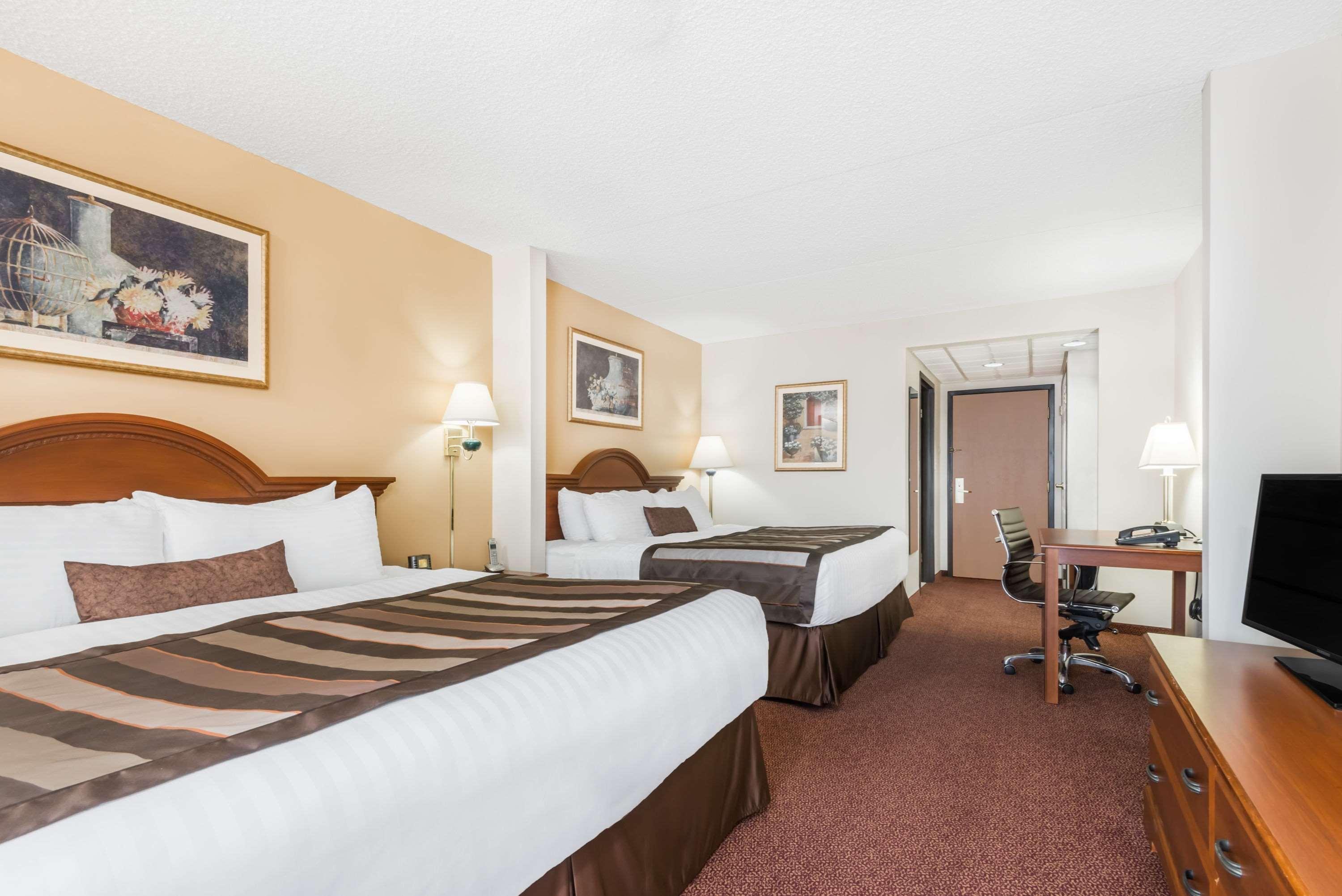 Wingate By Wyndham 3* Lima