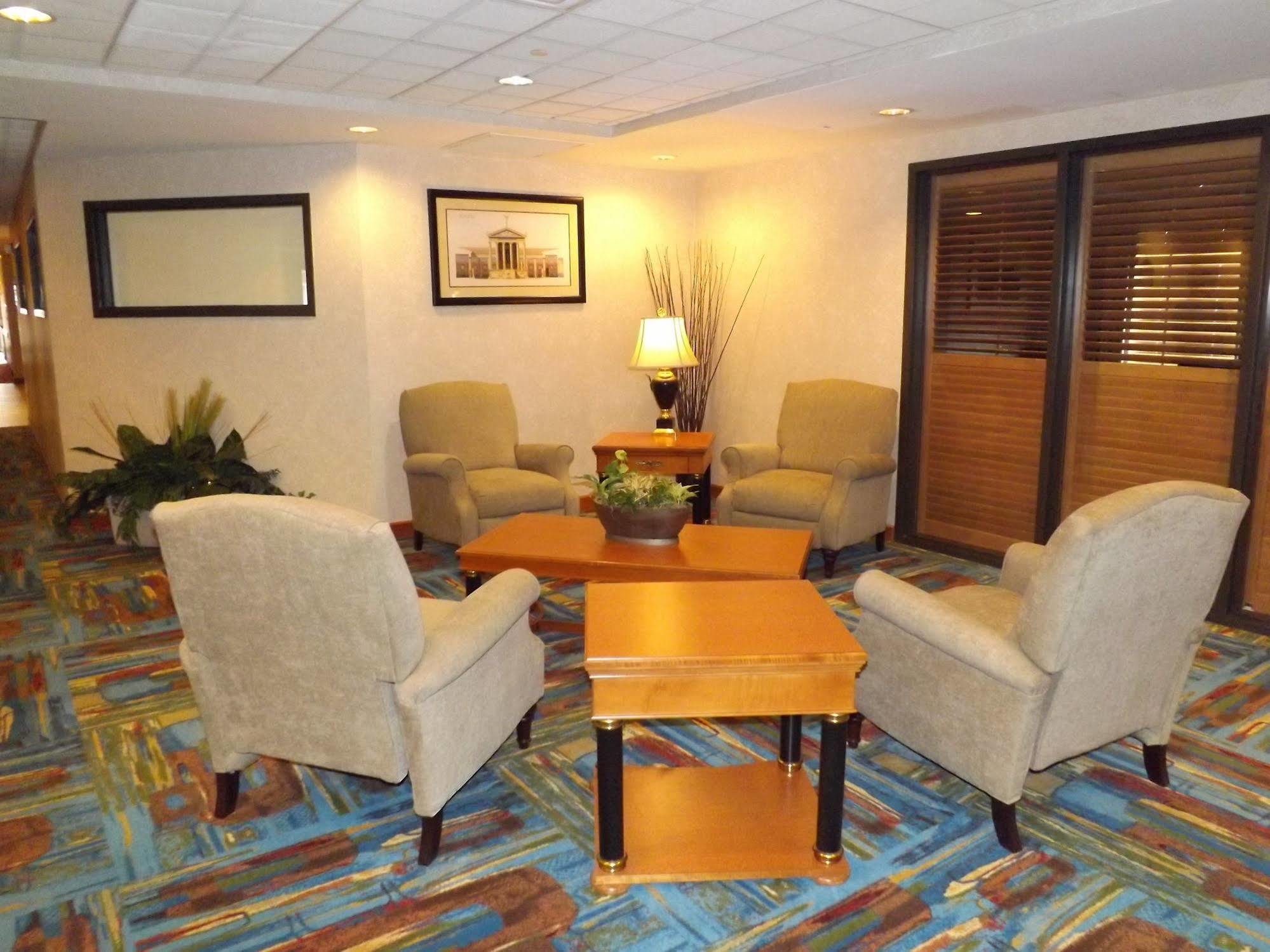 Wingate By Wyndham 3*